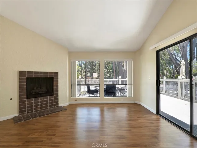 1184 S Westlake D, Westlake Village, California 91361