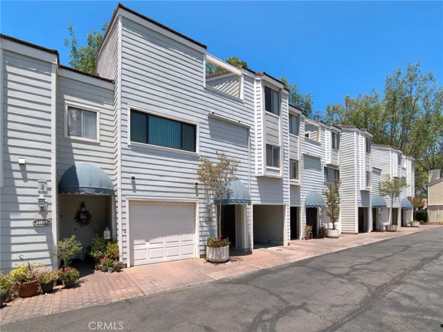 1184 S Westlake D, Westlake Village, California 91361