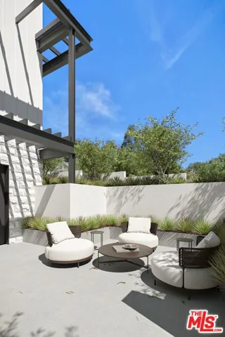16150 Northfield Street, Pacific Palisades, California 90272