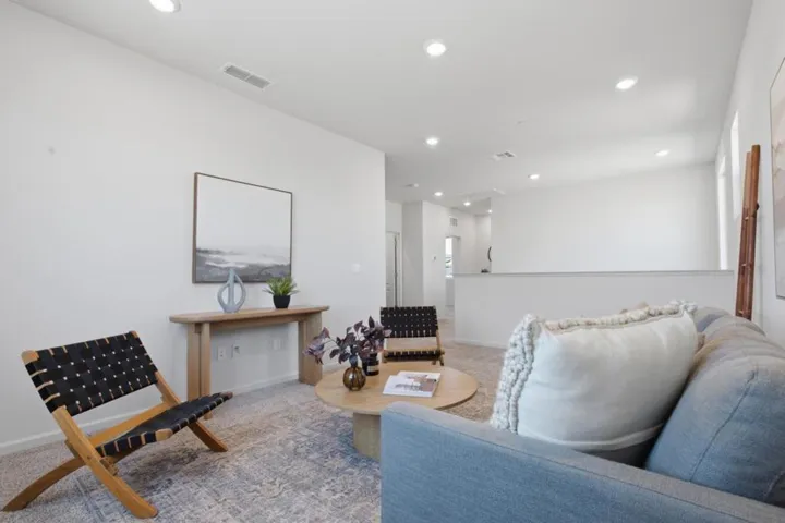 1225 Autumn Breeze Drive, Dixon, California 95620