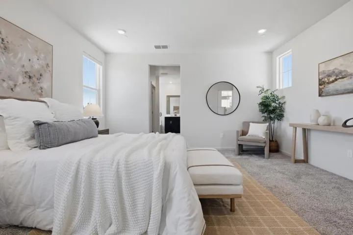 1225 Autumn Breeze Drive, Dixon, California 95620