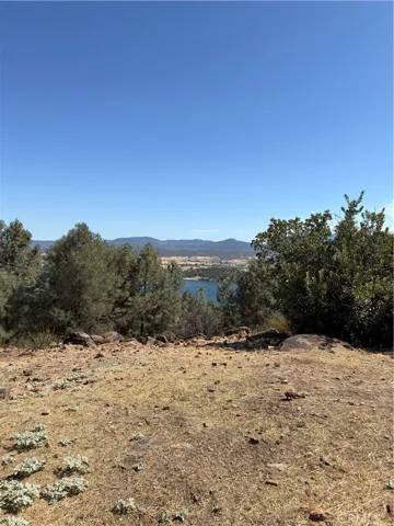 16547 Crescent Court, Hidden Valley Lake, California 95467
