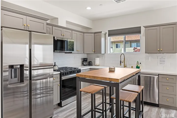 441 N Harvard Boulevard, Los Angeles, California 90004