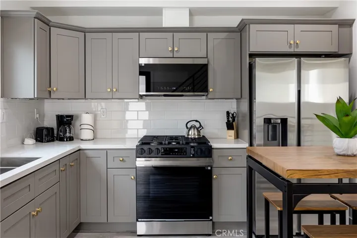 441 N Harvard Boulevard, Los Angeles, California 90004