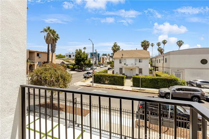441 N Harvard Boulevard, Los Angeles, California 90004