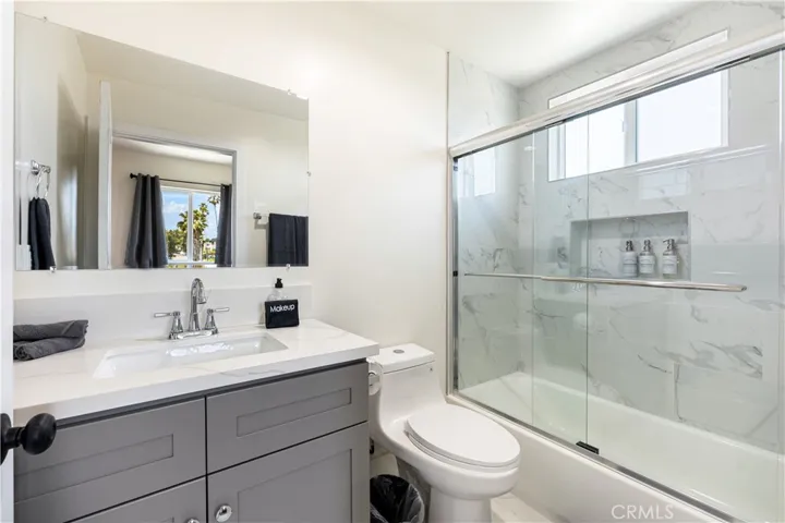 441 N Harvard Boulevard, Los Angeles, California 90004