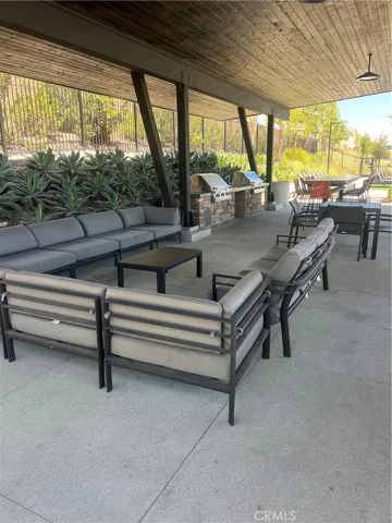 16502 Casa Grande 324, Fontana, California 92336
