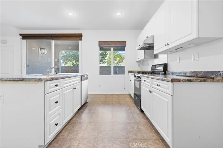 7062 Village Drive, Eastvale, California 92880