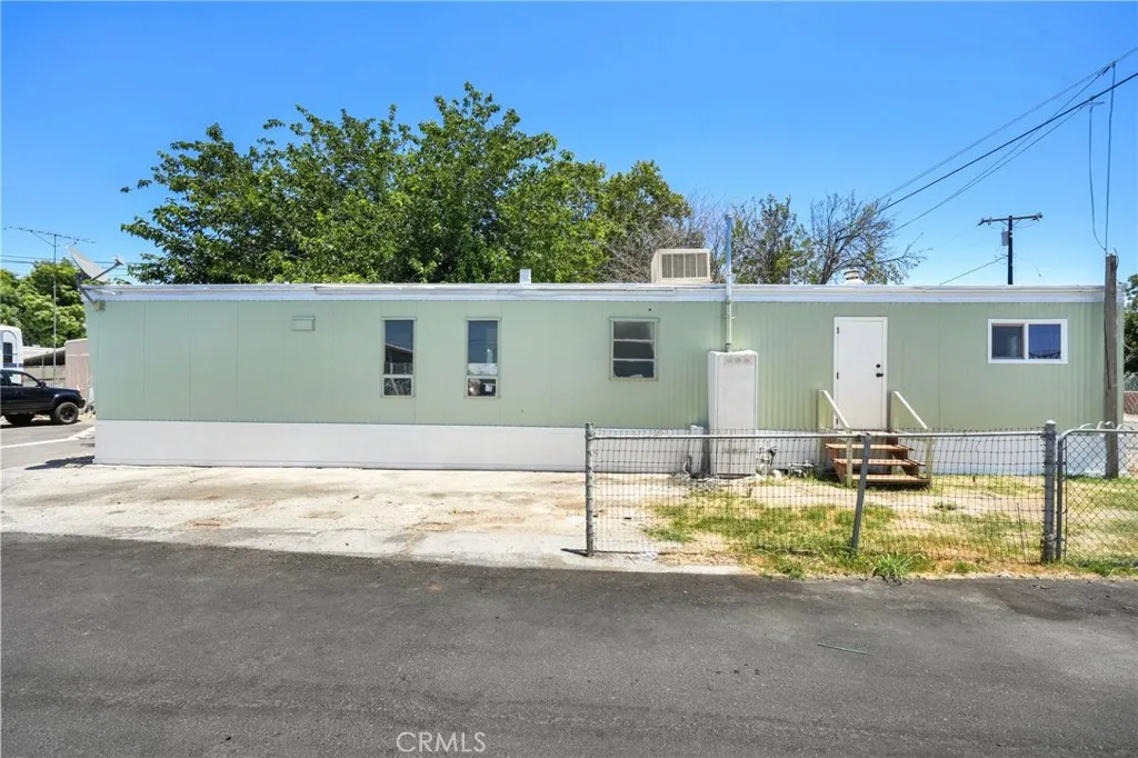 2150 S San Jacinto Avenue 40, San Jacinto, California 92583 — photo 5