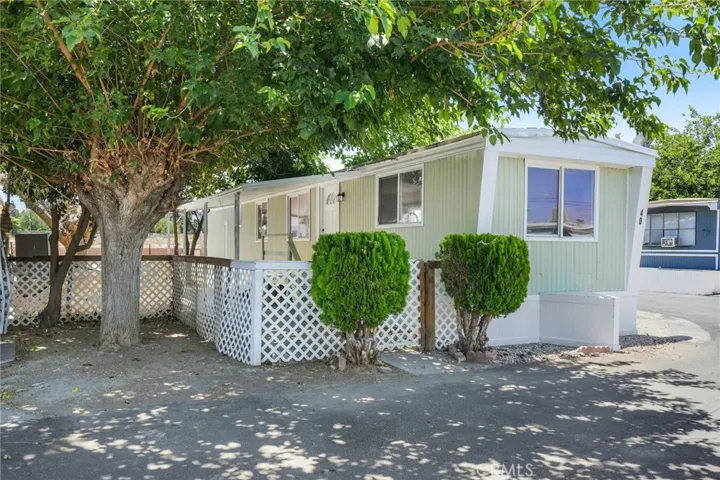 2150 S San Jacinto Avenue 40, San Jacinto, California 92583
