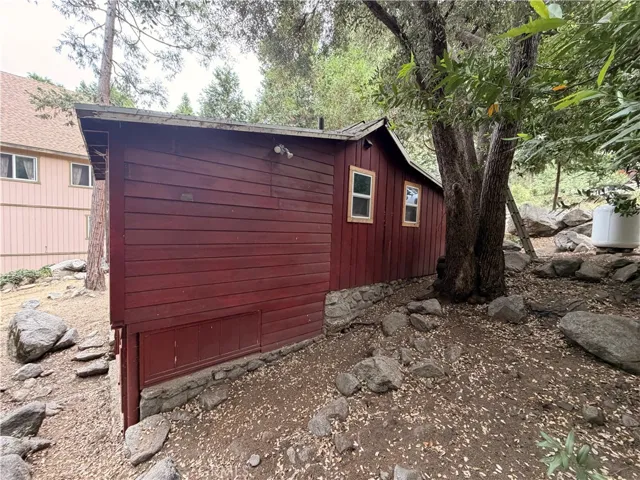 39490 Prospect, Forest Falls, California 92339