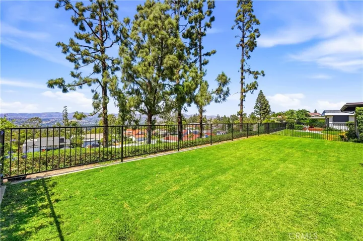 6487 E Calle Del Norte, Anaheim Hills, California 92807