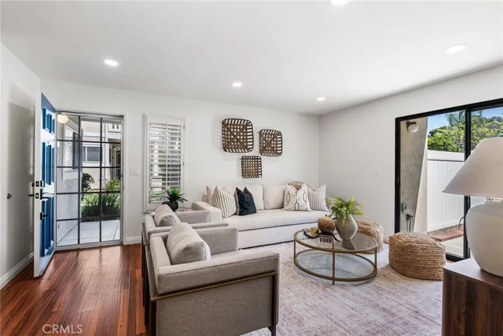 39 Tarocco, Irvine, California 92618