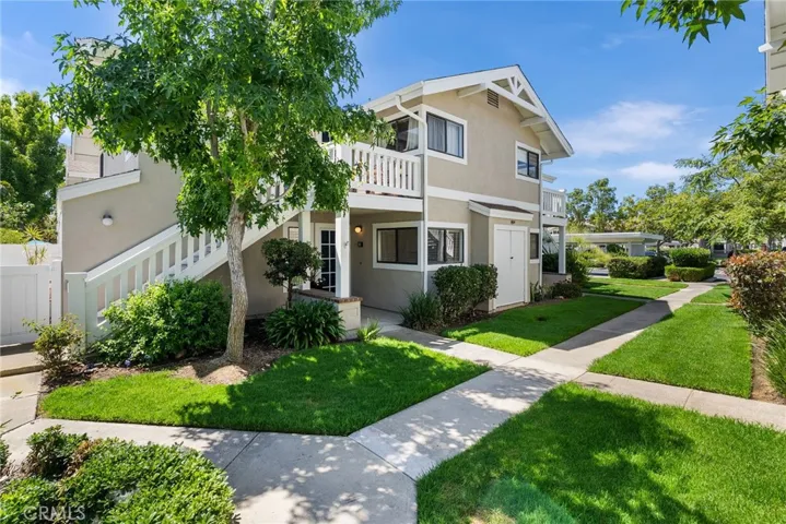 39 Tarocco, Irvine, California 92618