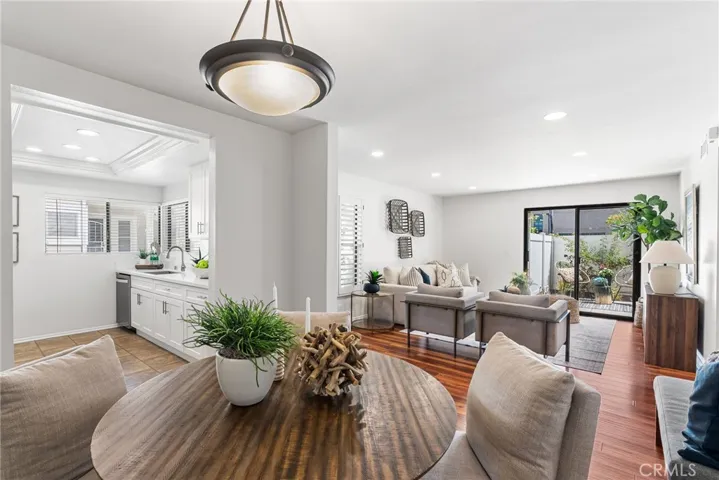 39 Tarocco, Irvine, California 92618