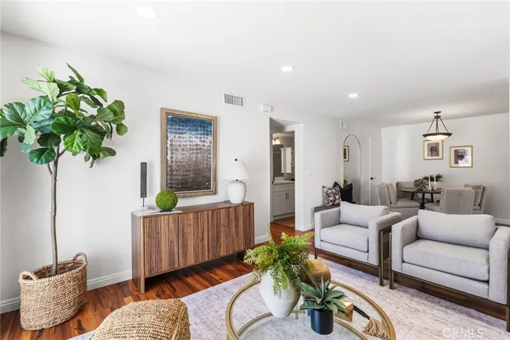 39 Tarocco, Irvine, California 92618
