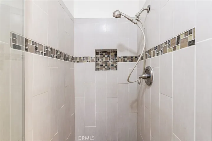 39 Tarocco, Irvine, California 92618