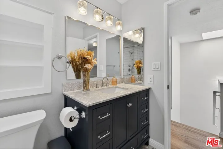 8611 Burton Way 4, Los Angeles, California 90048