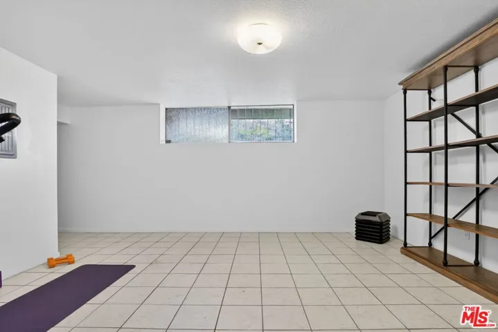 8611 Burton Way 4, Los Angeles, California 90048