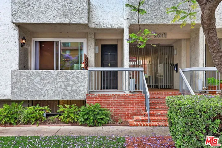 8611 Burton Way 4, Los Angeles, California 90048