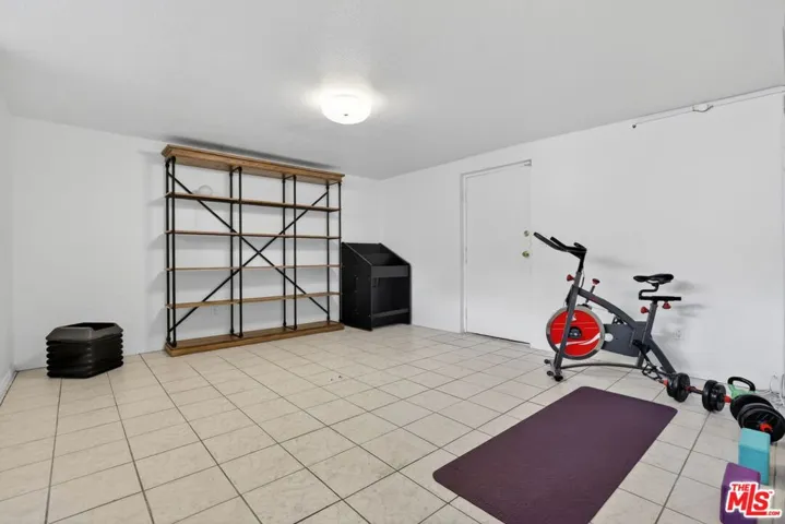 8611 Burton Way 4, Los Angeles, California 90048