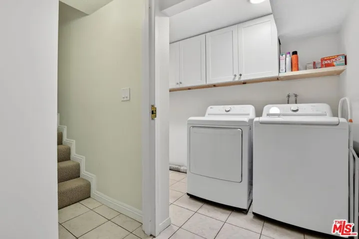 8611 Burton Way 4, Los Angeles, California 90048