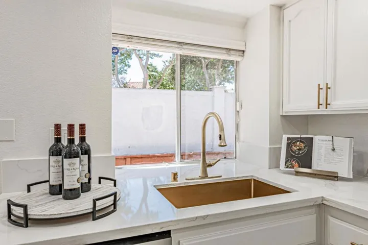 1101 Clifford Lane, Milpitas, California 95035