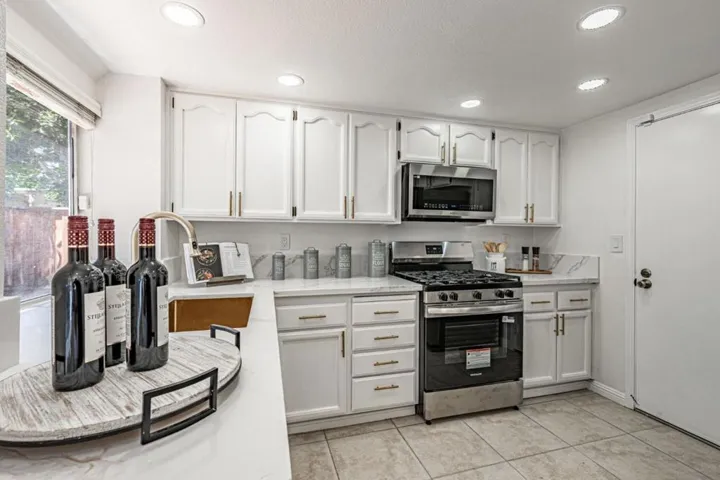 1101 Clifford Lane, Milpitas, California 95035