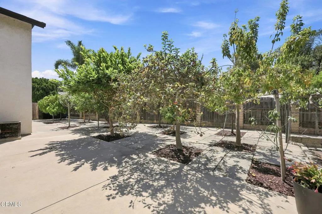 56-web-or-mls-1935 El Rancho Dr-16