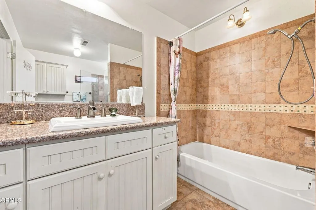 42-web-or-mls-1935 El Rancho Dr-9