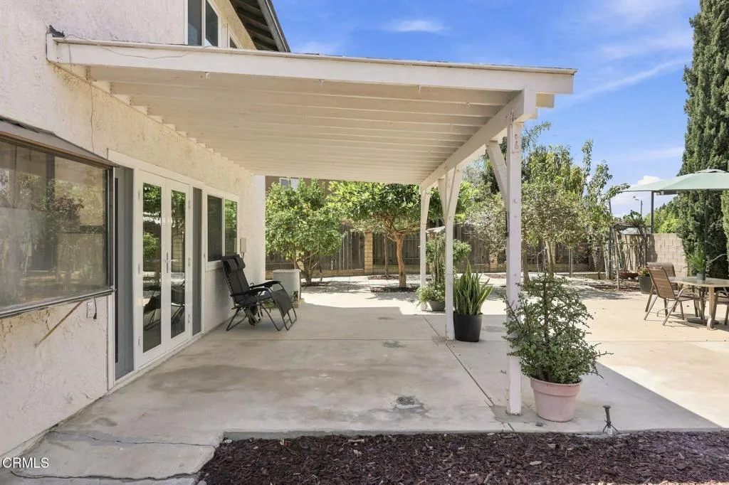 47-web-or-mls-1935 El Rancho Dr-12