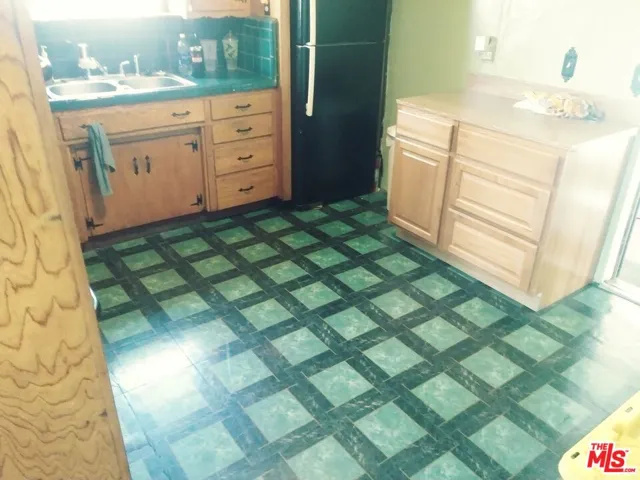 413 N Broadacres Avenue, Compton, California 90220