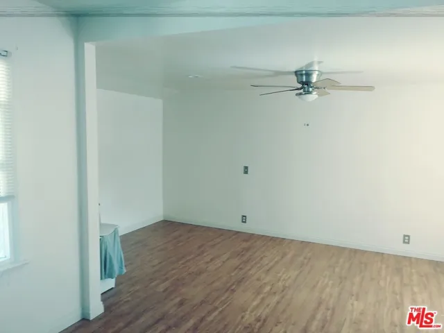 413 N Broadacres Avenue, Compton, California 90220
