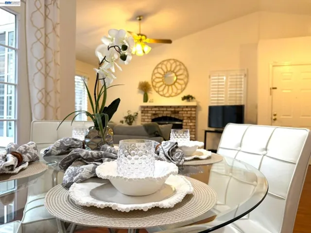 11651 Rolling Hills Pl, Dublin, California 94568
