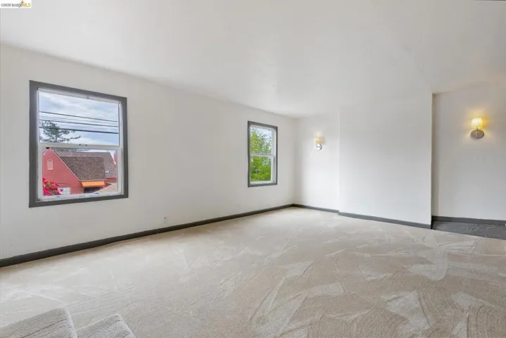 8342 Ney Avenue, Oakland, California 94605