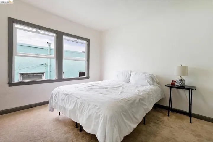 8342 Ney Avenue, Oakland, California 94605