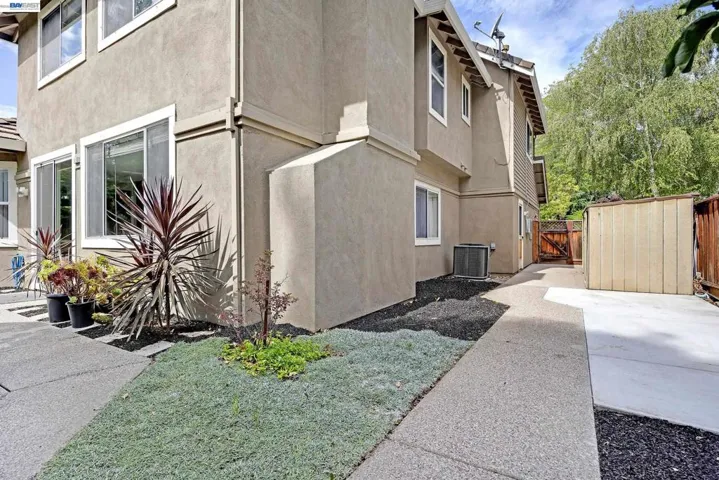 5875 Arlene Way, Livermore, California 94550