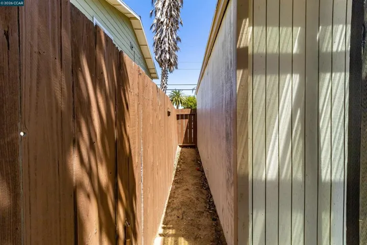 61 Inlet Dr, Bay Point, California 94565