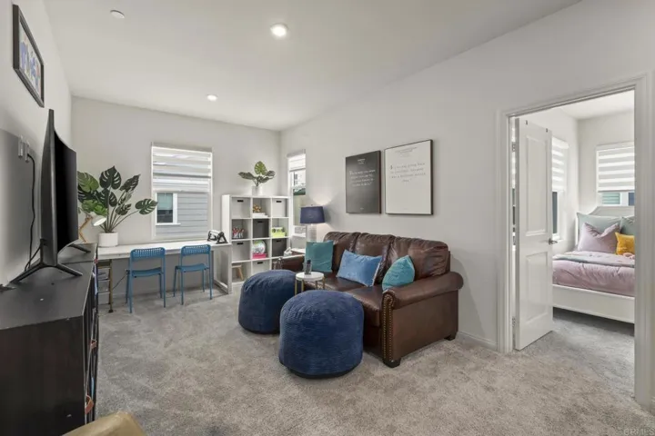 1513 Meriwood Way, Vista, California 92083