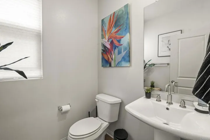 1513 Meriwood Way, Vista, California 92083