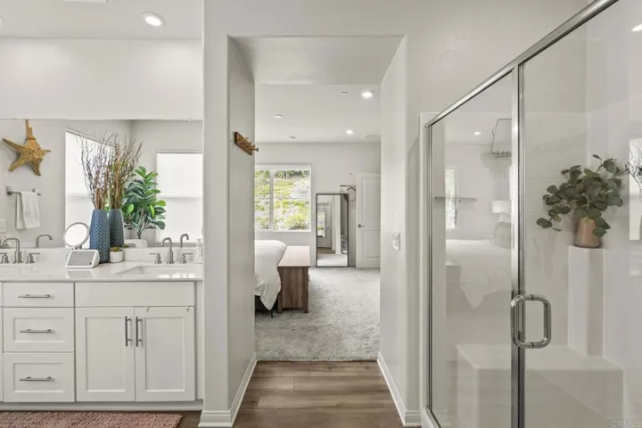 1513 Meriwood Way, Vista, California 92083