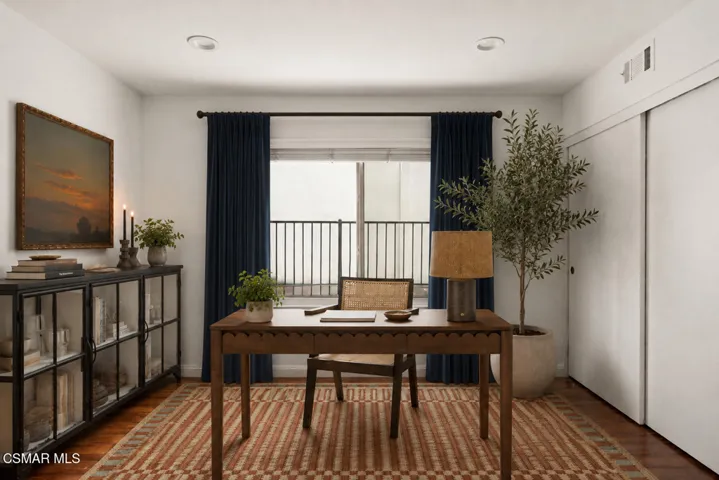 Downstairs Bedroom - VS