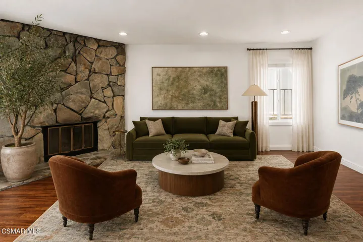 Family Room - VS