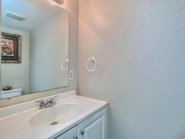 Downstairs 1/2 bath