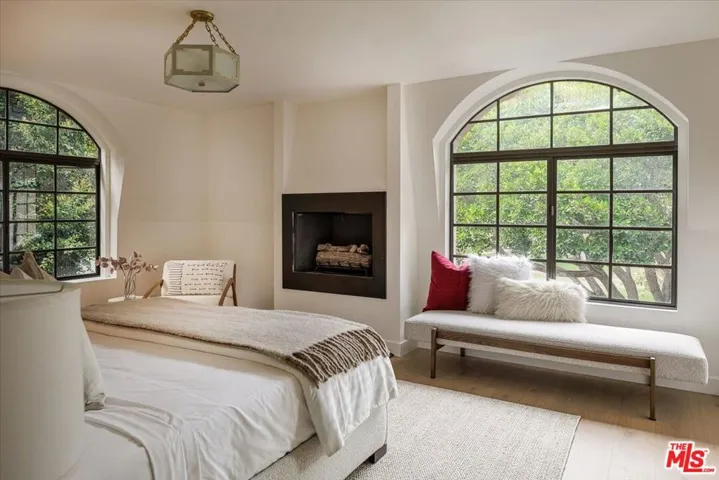 1140 Chelsea Avenue A, Santa Monica, California 90403