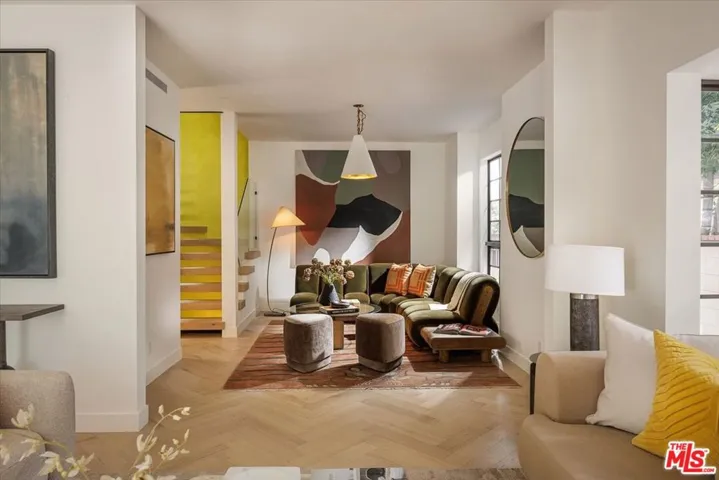 1140 Chelsea Avenue A, Santa Monica, California 90403