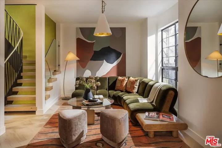 1140 Chelsea Avenue A, Santa Monica, California 90403