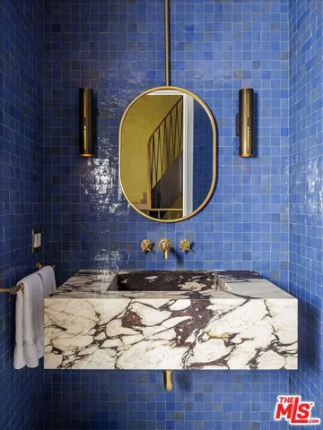 1140 Chelsea Avenue A, Santa Monica, California 90403