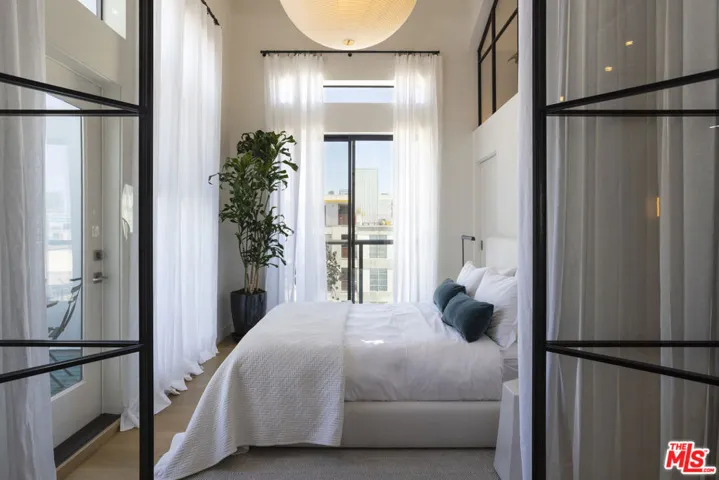 4115 Glencoe Avenue 414, Marina Del Rey, California 90292