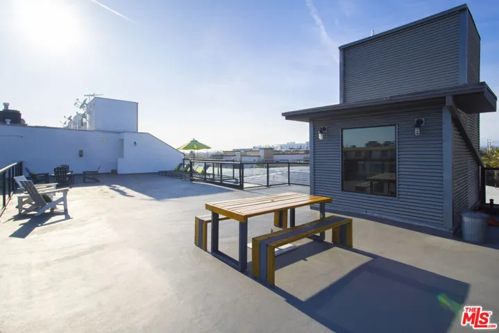 4115 Glencoe Avenue 414, Marina Del Rey, California 90292